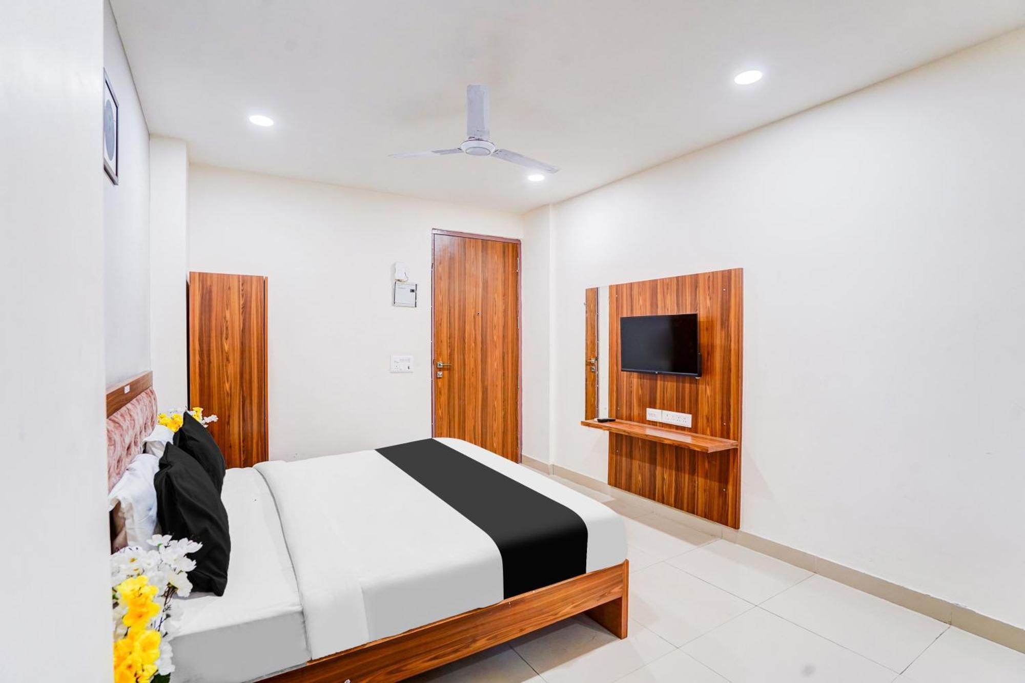 Super Collection O Sector 104 Noida Exterior foto