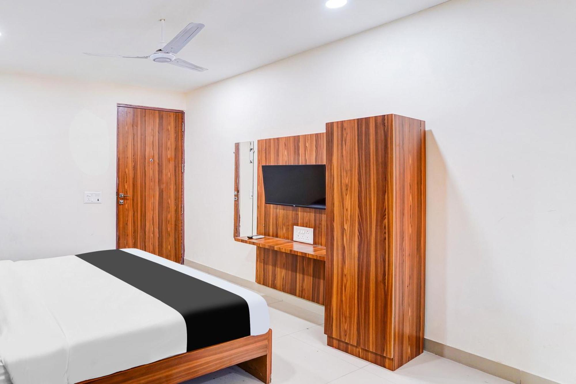 Super Collection O Sector 104 Noida Exterior foto