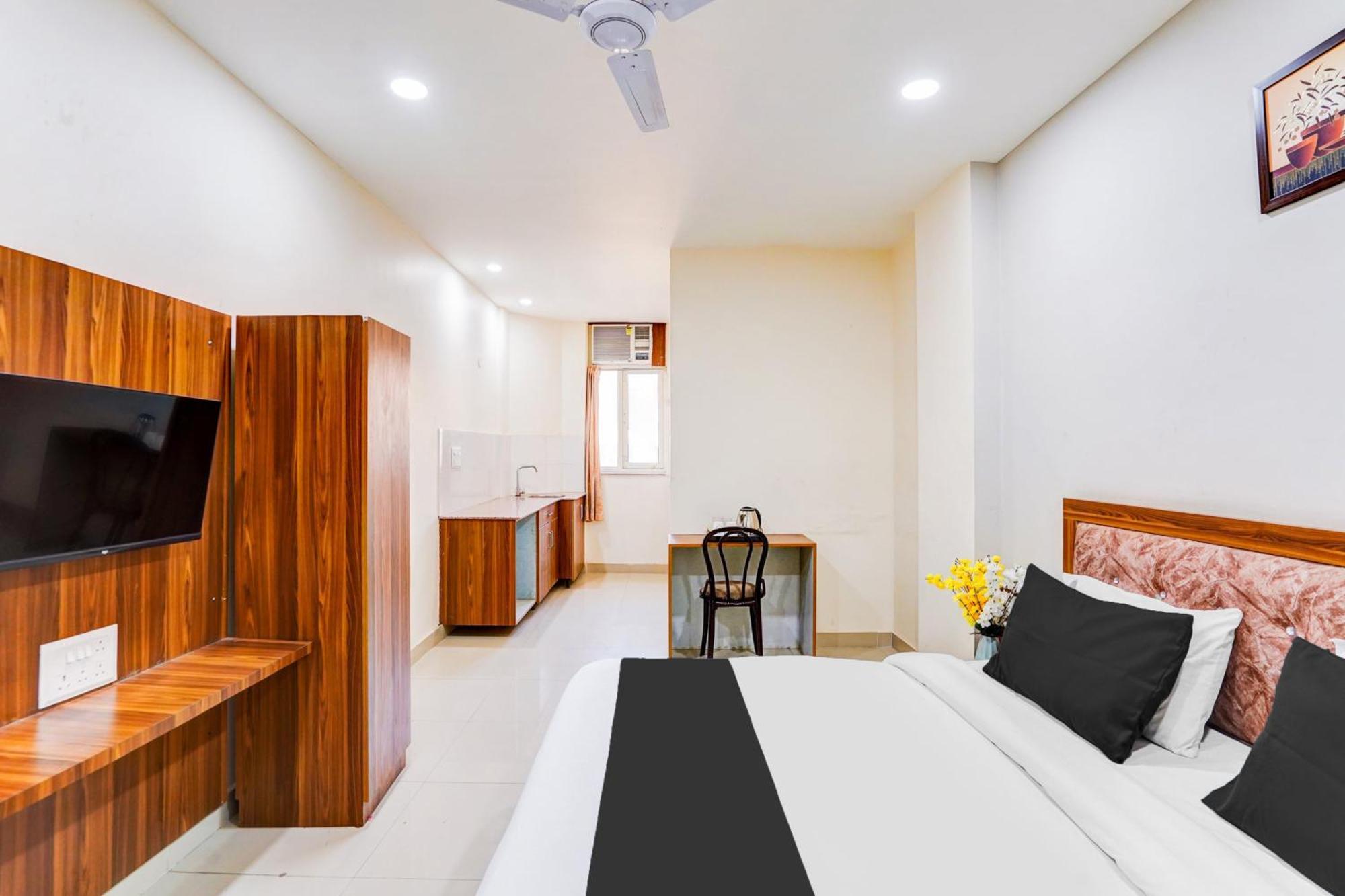 Super Collection O Sector 104 Noida Exterior foto