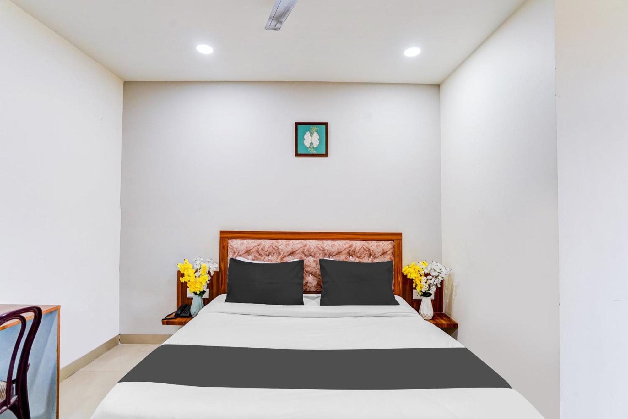Super Collection O Sector 104 Noida Exterior foto